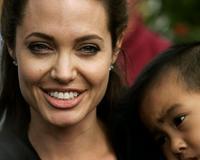 Angelina Jolie podría estar embarazada de Brad Pitt, según el portal web de 'People'